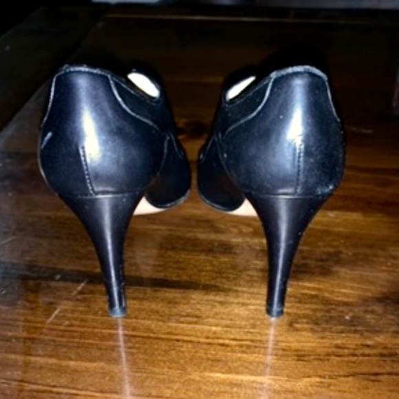 Jon Josef woman’s black heeled ankle booties size 5 - Picture 6 of 10